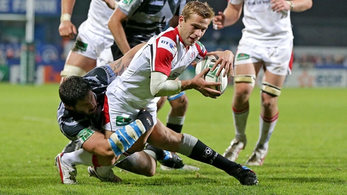 Yannick Forestier can't stop Paul Marshall scoring a try for Ulster