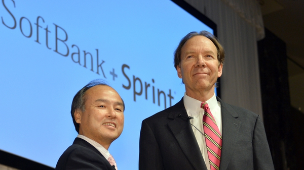Softbank president Masayoshi Son agrees deal with Sprint Nextel CEO Dan Hesse