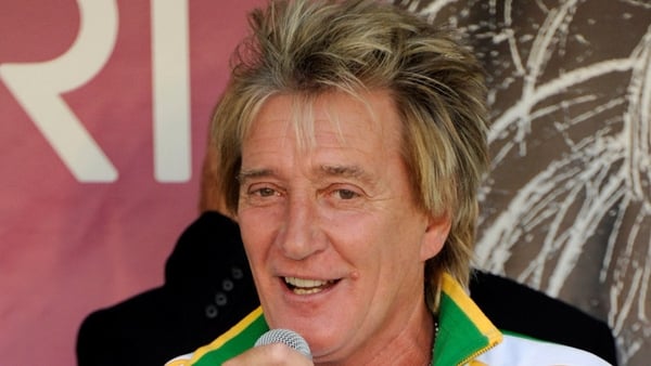 Rod Stewart plays dirty tricks on his children to make them clean up