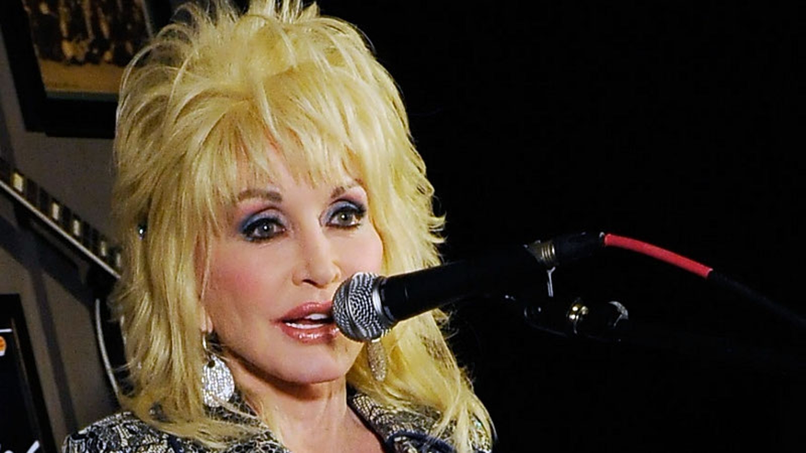 Dolly Parton rules out Broadway