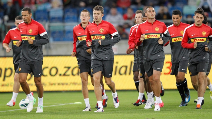 United blows whistle on DHL shirt deal