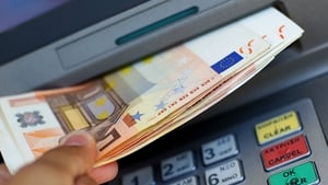 20,000 fewer bank branches in Europe last year than in 2008