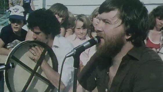 Residents of Newfoundland playing Irish music in an episode of Radharc 'The Forgotten Irish'.