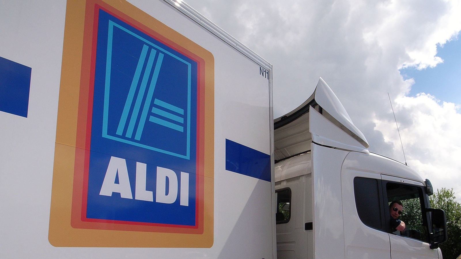 Aldi opens two new stores in Cork and Westmeath