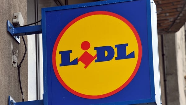 Lidl had expected to hand out about 1,000 of the €20 dinner packs