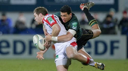 Ulster's Darren Cave is tackled by George Pisi