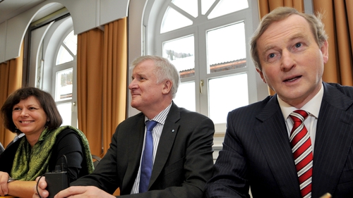 Enda Kenny attended a news conference with German Minister of Agriculture Ilse Aigner and CSU Chairman Horst Seehofer