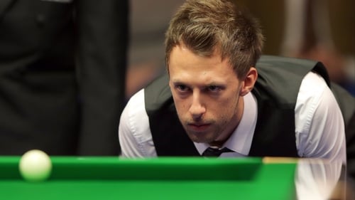 Judd Trump squeezed into the quarter-finals of the Betfair Masters