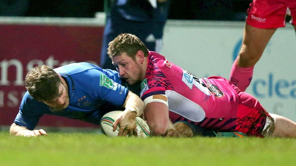A niggling calf injury will keep Gordon D'Arcy out of the Amlin Challenge Cup final