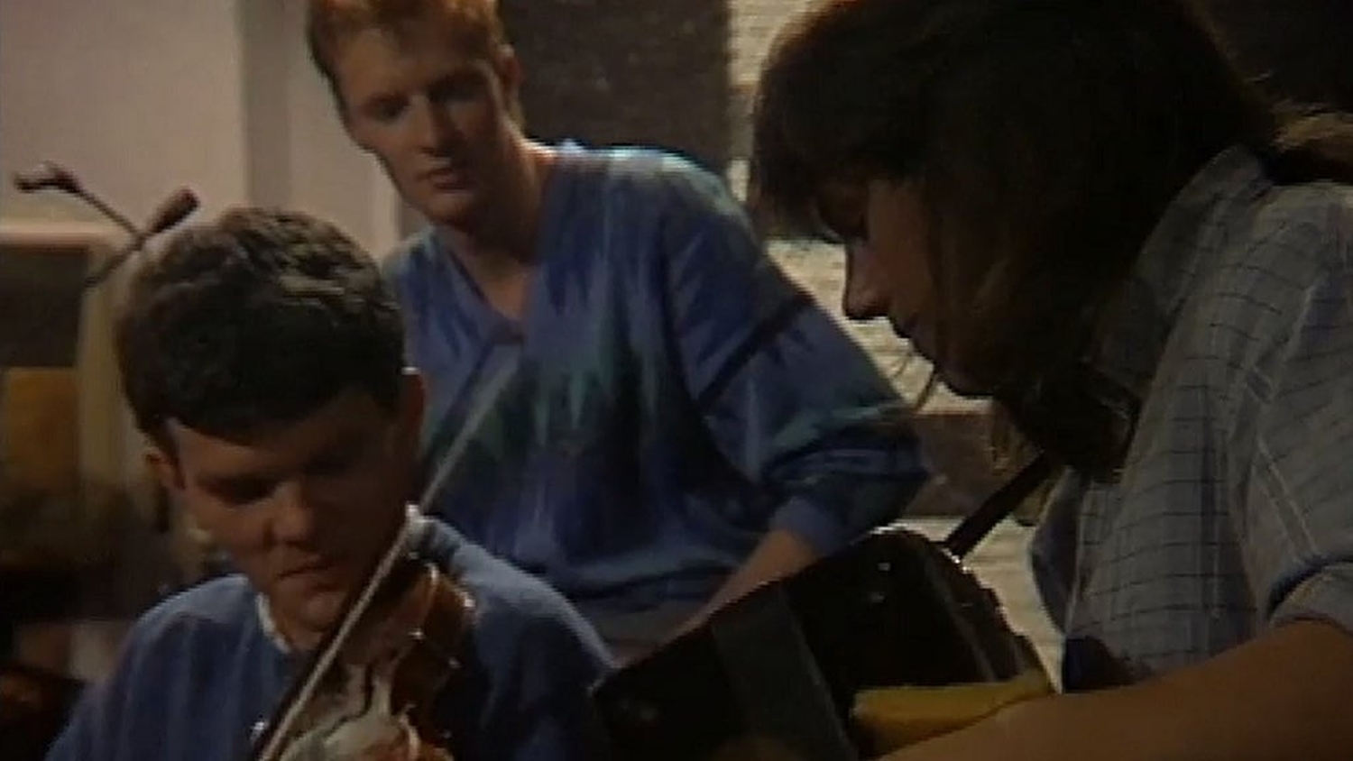 RTÉ Archives | Arts and Culture | Sharon Shannon and Paul O'Shaughnessy