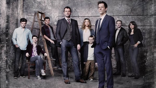 The Following cast with Zea in the centre between James Purefoy and Kevin Bacon