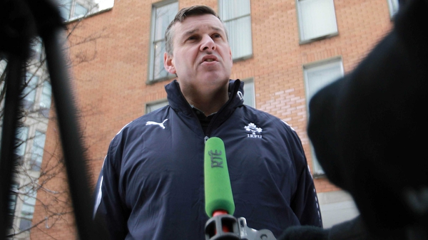 IRFU chief executive Philip Browne stated that Racing Métro's offer for Jonathan Sexton was exceptional