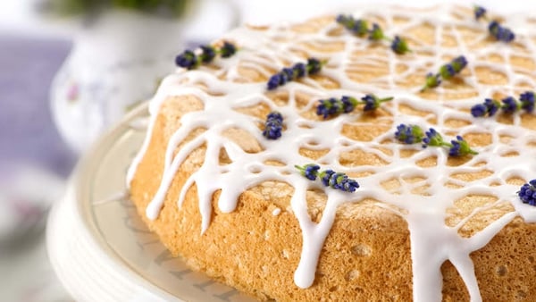 Rachel recreates an American favourite, the heavenly Angel Food Cake