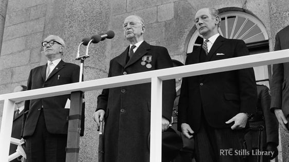 Éamonn de Barra, President Eamon de Valera and Taoiseach Jack Lynch  (1970)