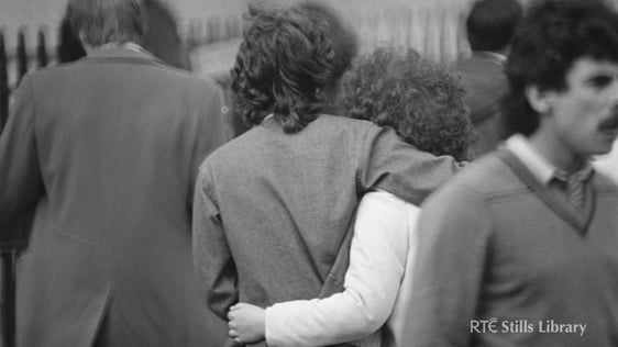 Young Couple in Dublin City Centre (1981)