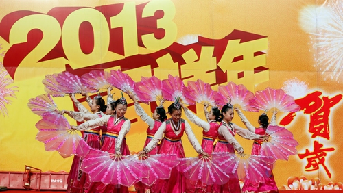 Lunar New Year holiday hits China's manufacturing output