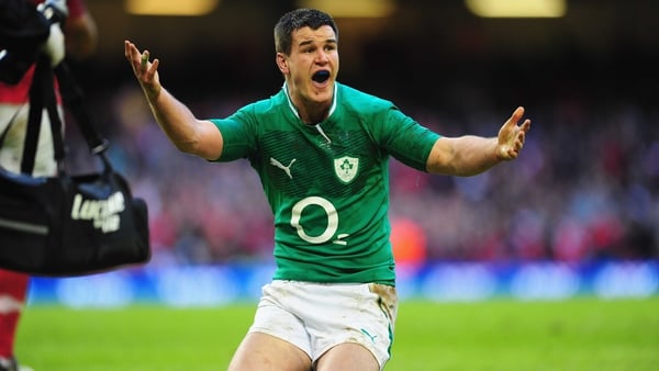 Jonathan Sexton will miss Ireland's trip to Murrayfield