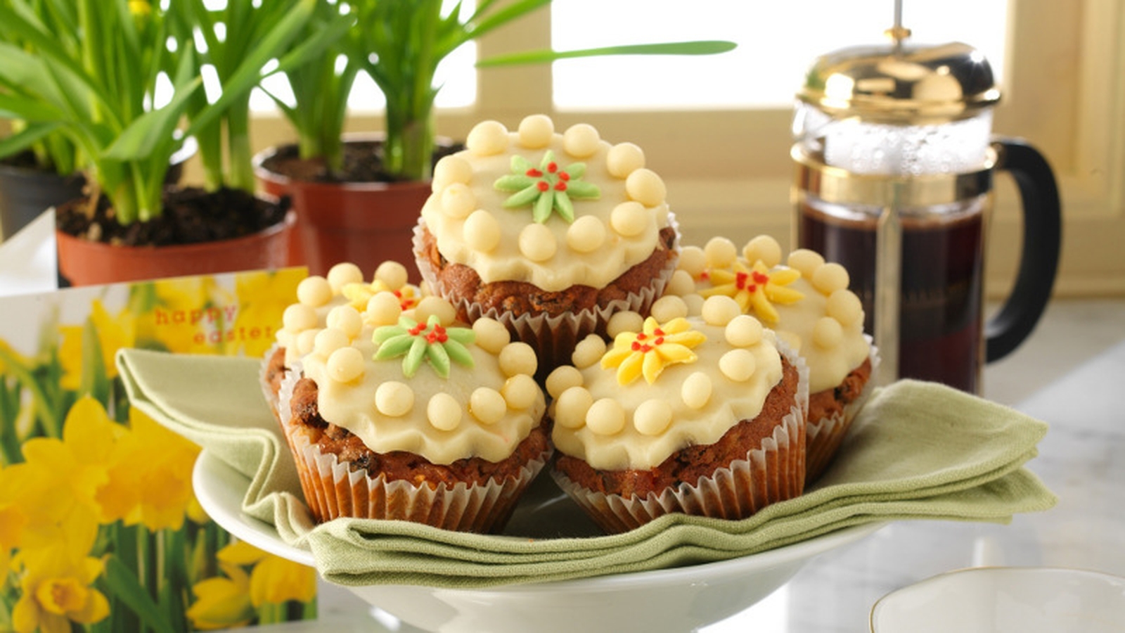 Easter Simnel Cupcakes