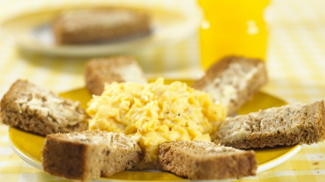 Scrambled eggs on brown