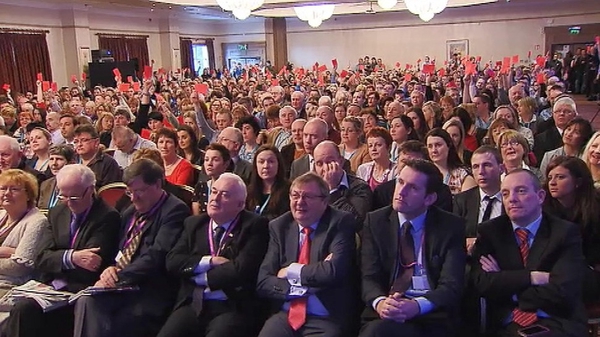 Delegates at Irish National Teachers' Organisation conference held up red cards for Minister Ruairi Quinn
