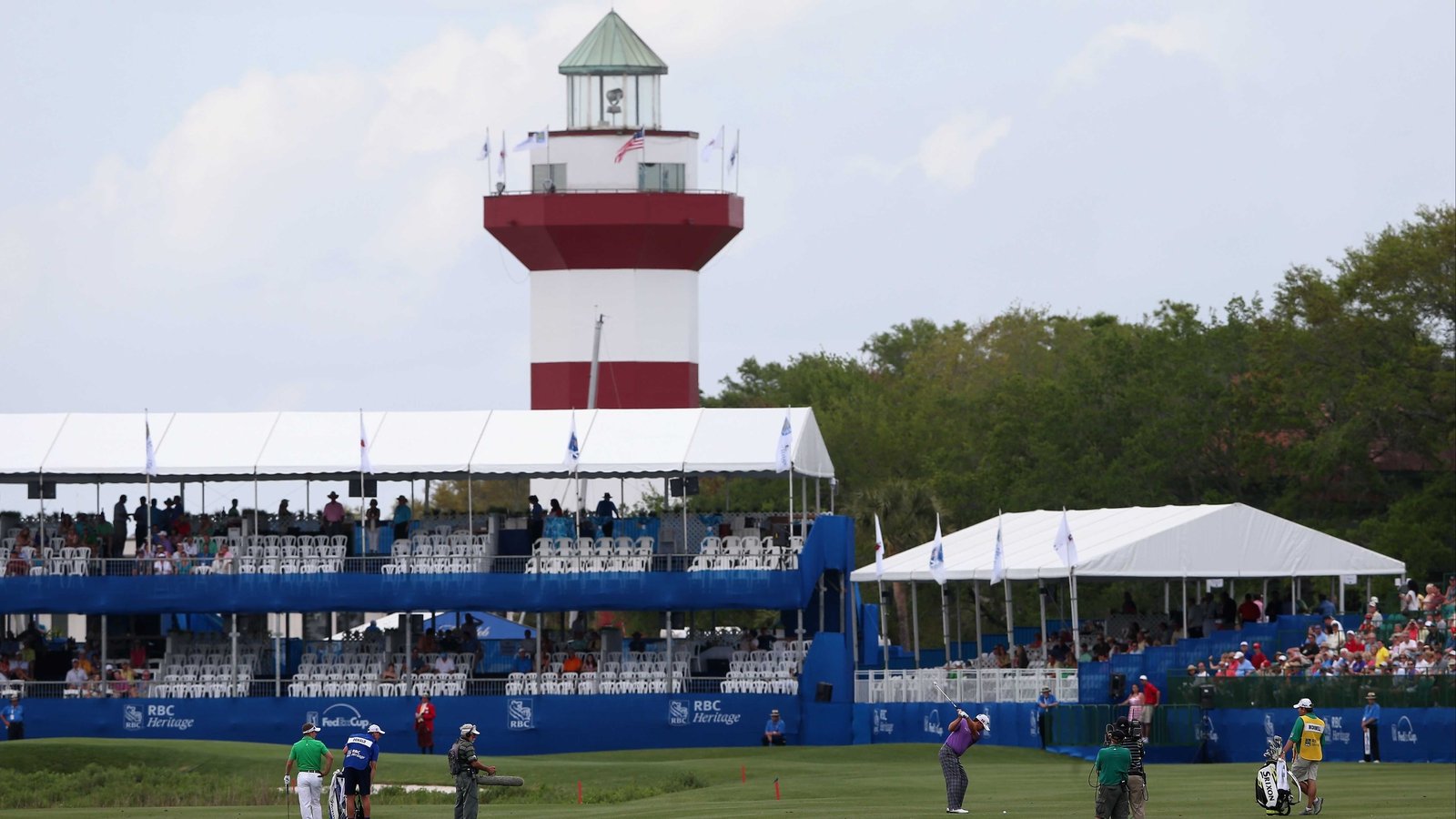 Davis leads RBC Heritage after round one