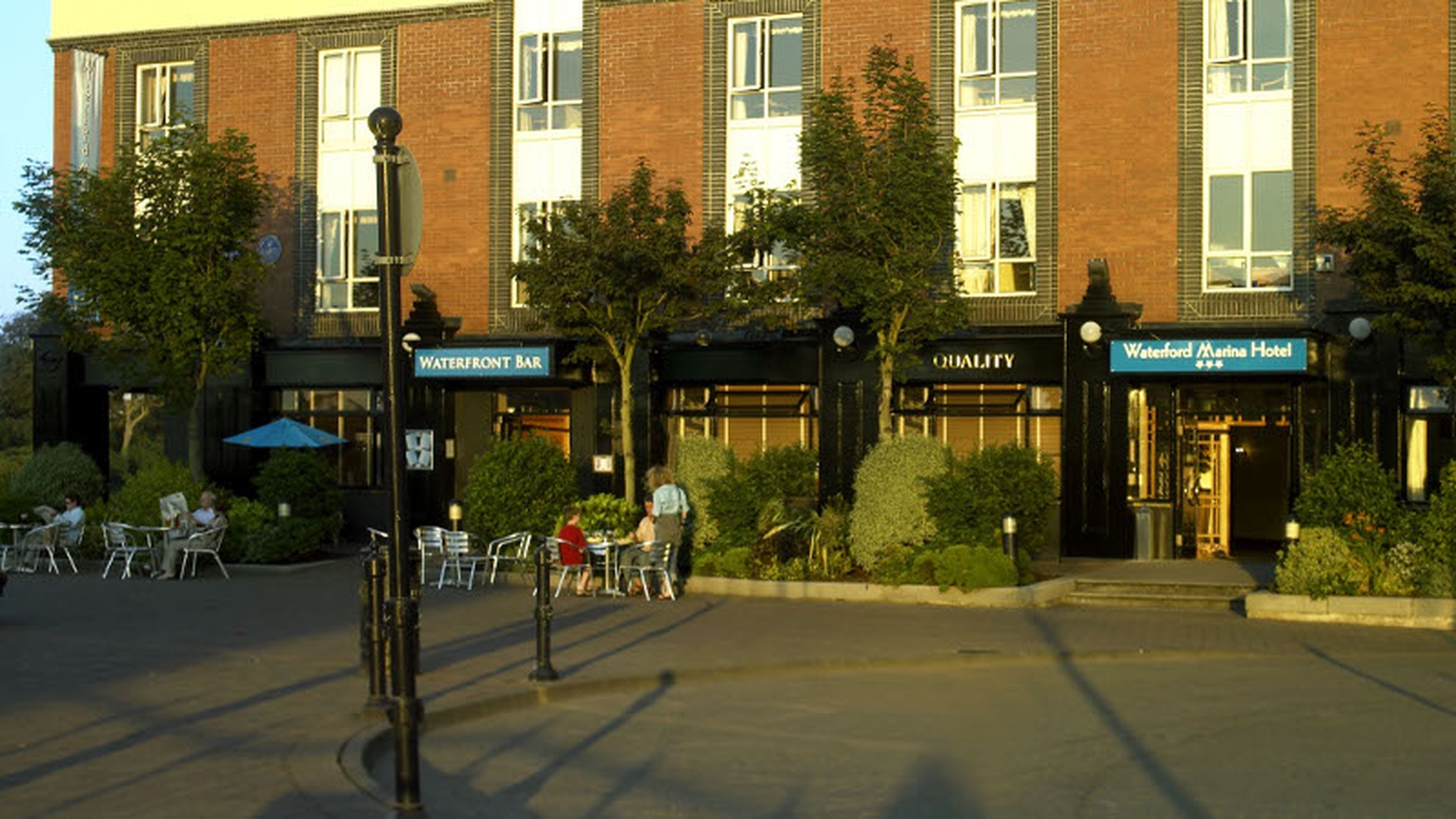 Waterford Marina Hotel