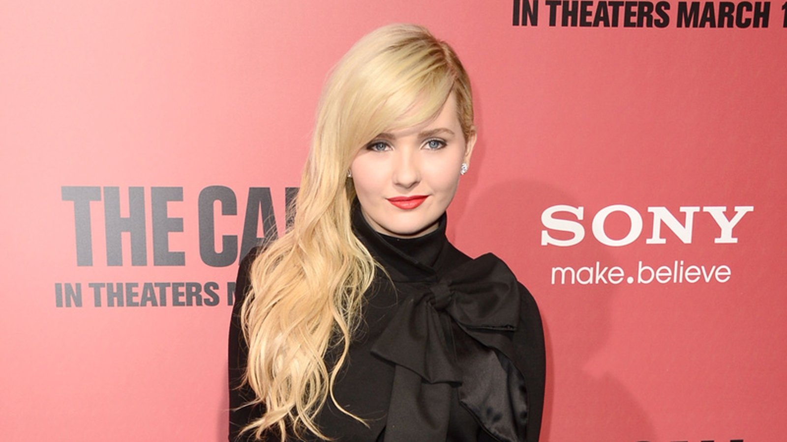 18-year-old Abigail Breslin to release memoirs
