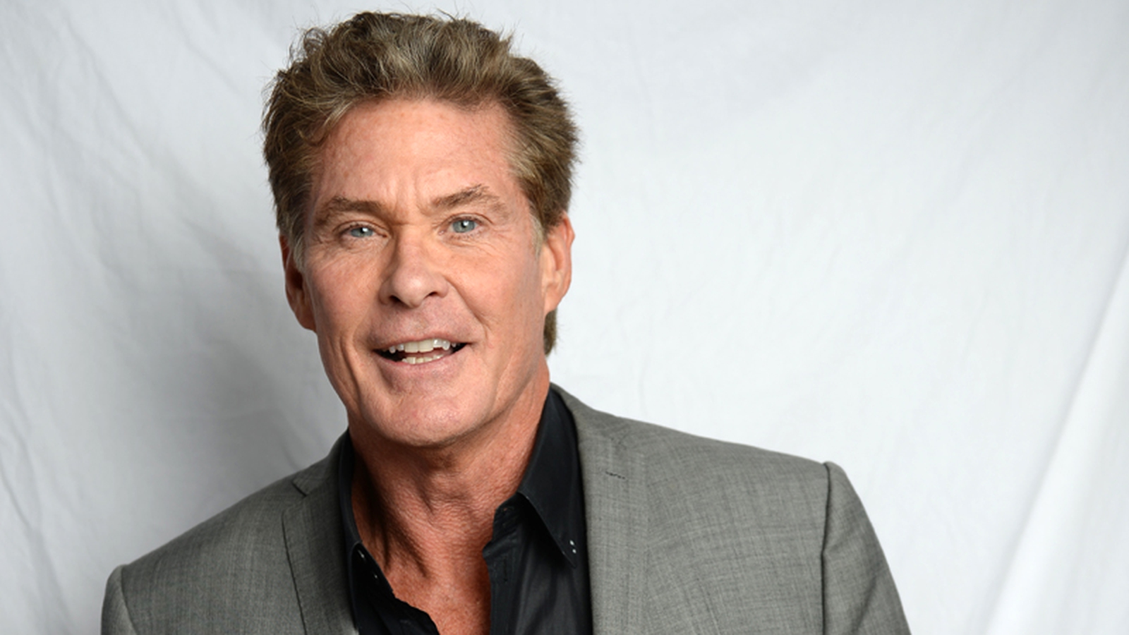 Watch David Hasselhoff 80s Mash Up Music Video