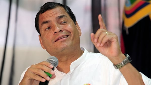Rafael Correa urged Edward Snowden to 'keep his spirits high'