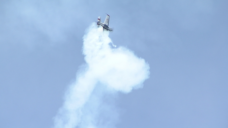 Record-breaking crowds attend Bray air show