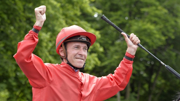 Jockey Thierry Jarnet and Moonlight Cloud have clinched three victories this year