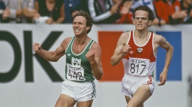 Eamonn Coghlan 1983 race finish