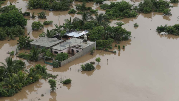 Floodwaters cause severe damage in Acapulco