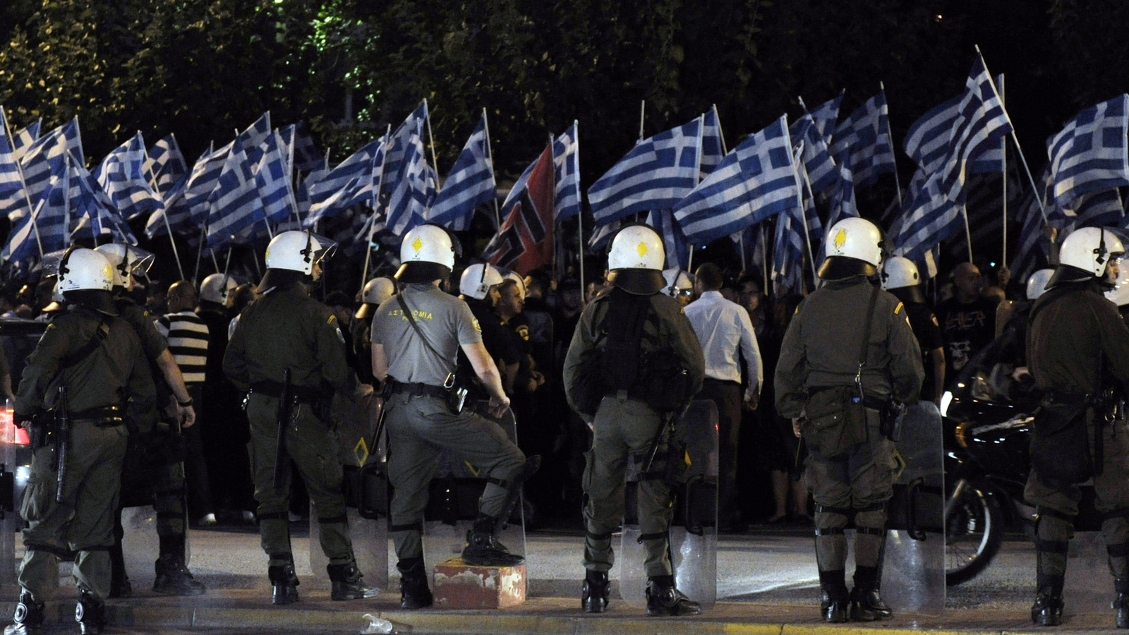 poll-finds-greeks-critical-of-golden-dawn