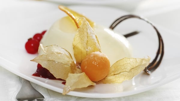 Kevin Dundon's Buttermilk and heather infused pannacotta with honey