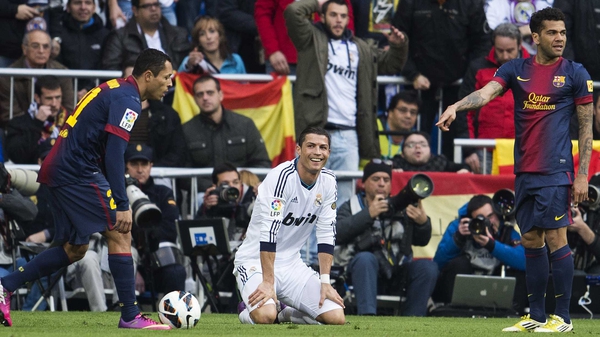 Ronaldo on the ground, again