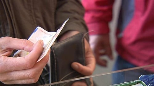 54,000 people are receiving the unemployment support payment for the first time