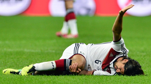 Sami Khedira out for around six months