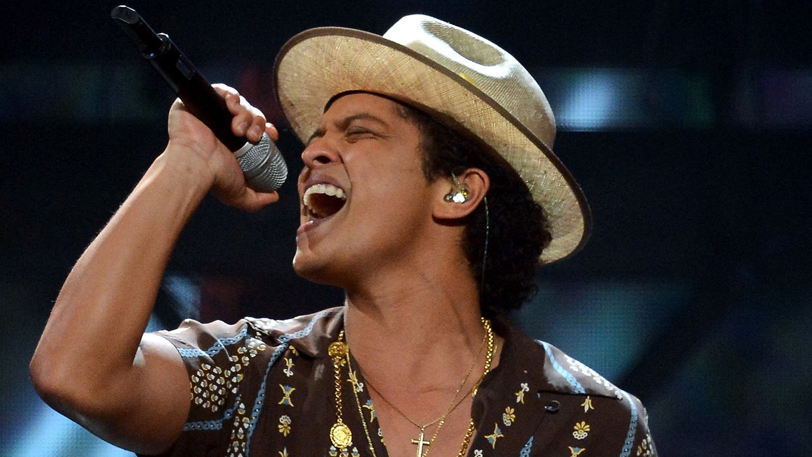 Bruno Mars named Billboard's Artist of the Year