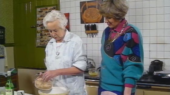 Monica Sheridan and Siobhán Cleary (1987)