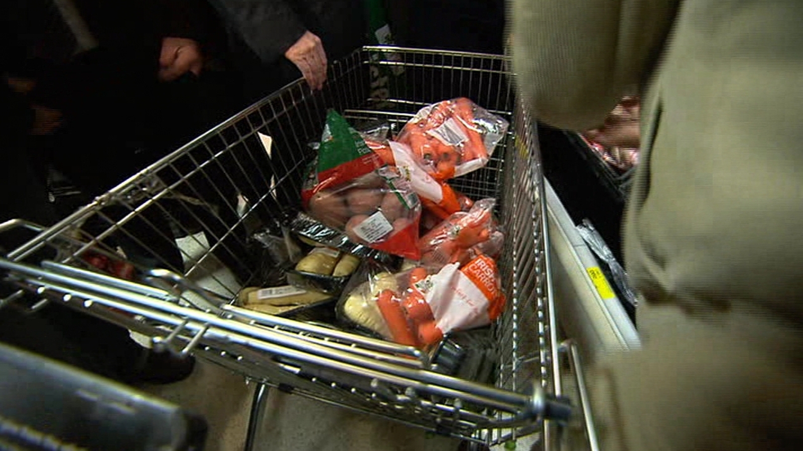 Dunnes Stores to implement 3 pay increase