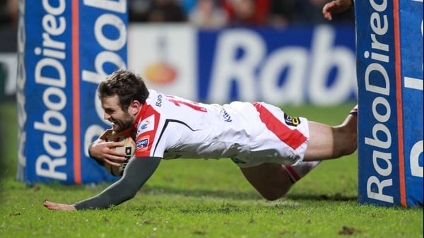Jared Payne goes over for Ulster's try