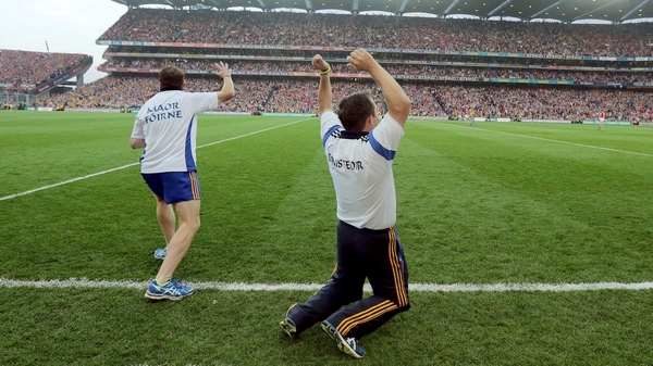 Clare manager Davy Fitzgerald (R) celebrates after his side win the All-Ireland hurling title