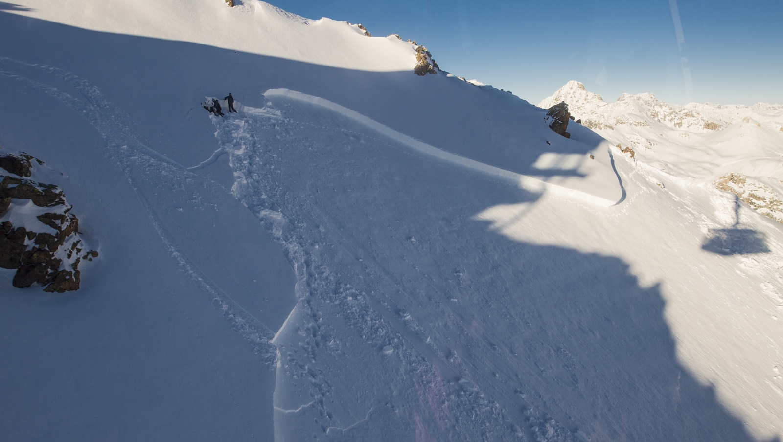 Irish skier killed in avalanche in Swiss Alps