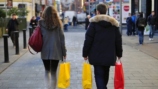 Sales of clothing and footwear rose by 3.5% last month, but overall retail sales slow