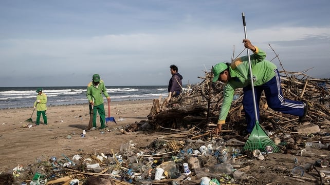 'Trash season' on Indonesia's Kuta Beach