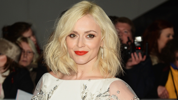 Fearne Cotton claims that Lily Allen serial-blanked her at the Brits