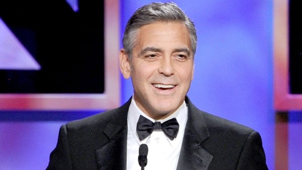 Clooney - No plans to join Twitter