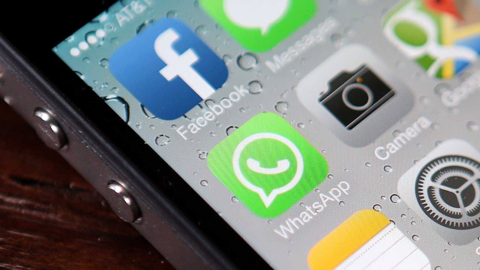 Facebook to buy WhatsApp for 19 billion