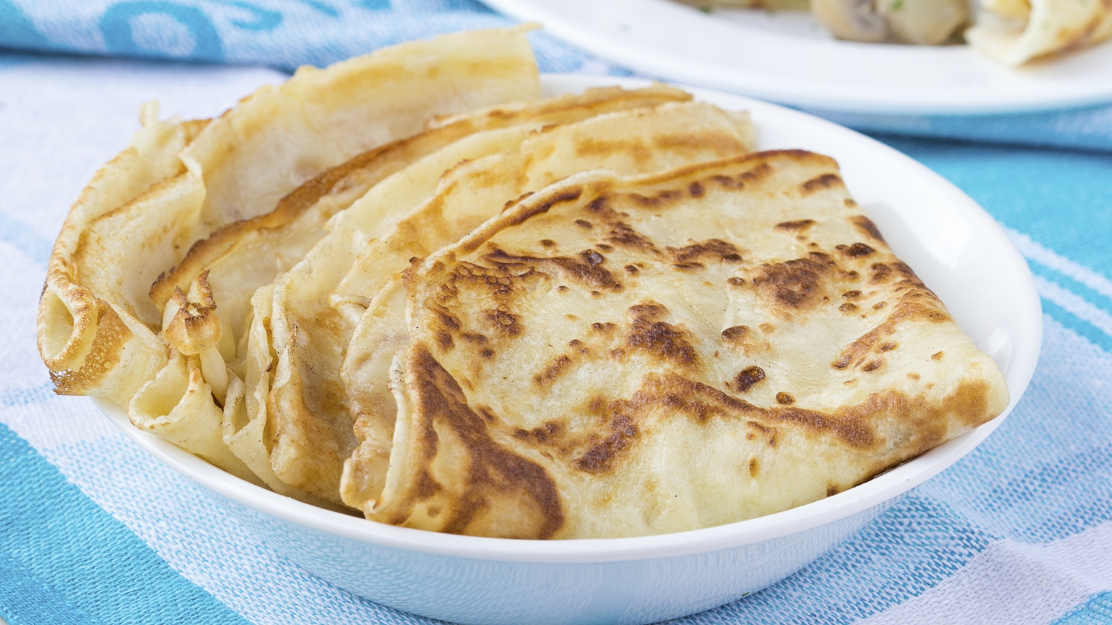 Betty Crocker Smoked Salmon and Crème Fraîche Pancakes